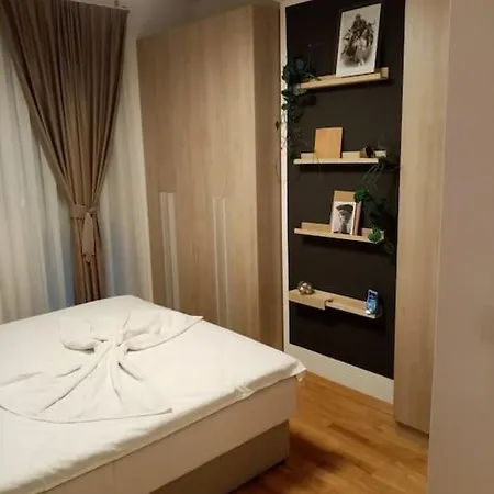 Brand New, Modern & Cozy In Area *